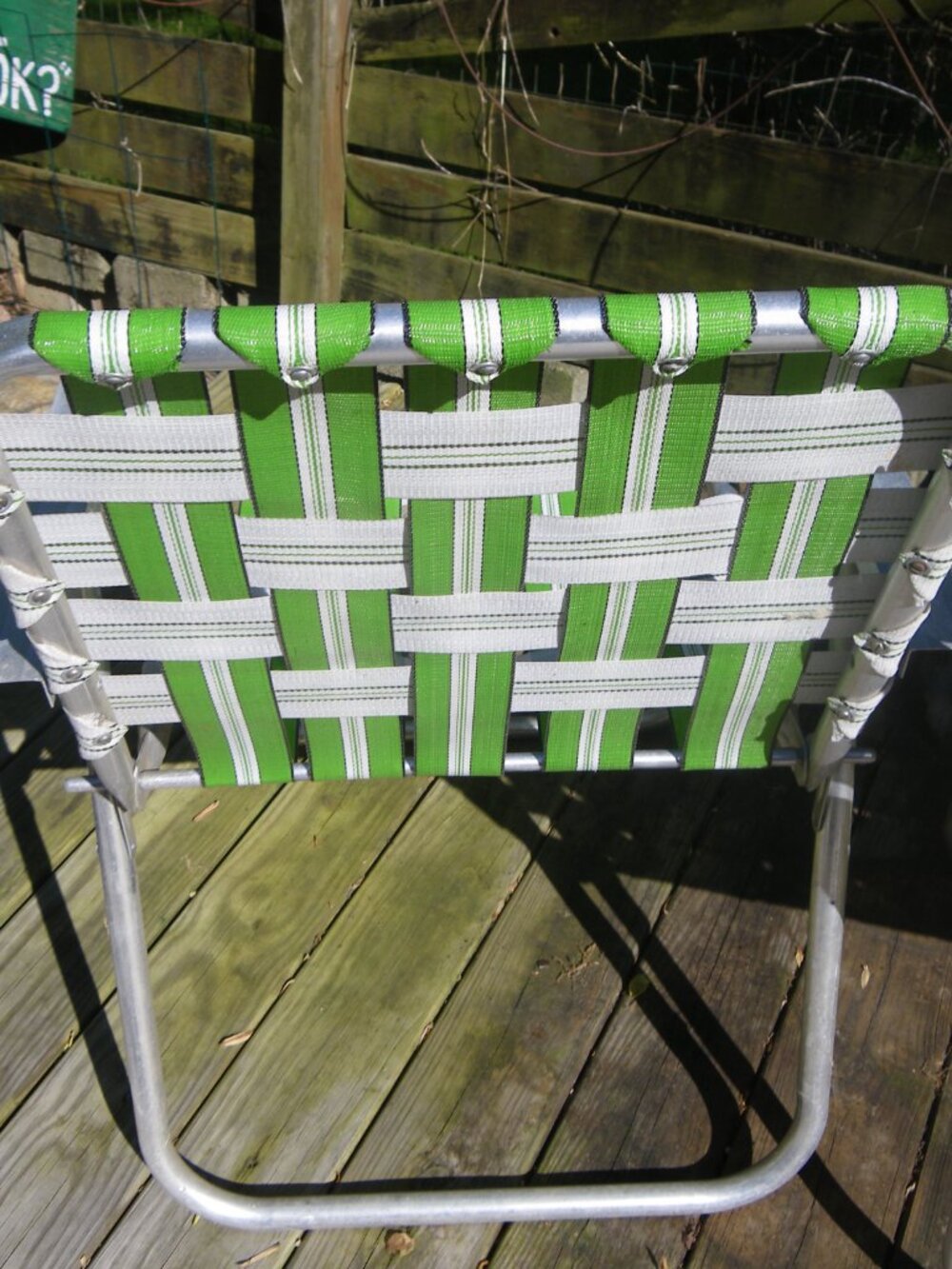 2 Vintage Lightweight Aluminum Folding Webbed Beach Lawn Chair Green-White-Black - Picture 7 of 7